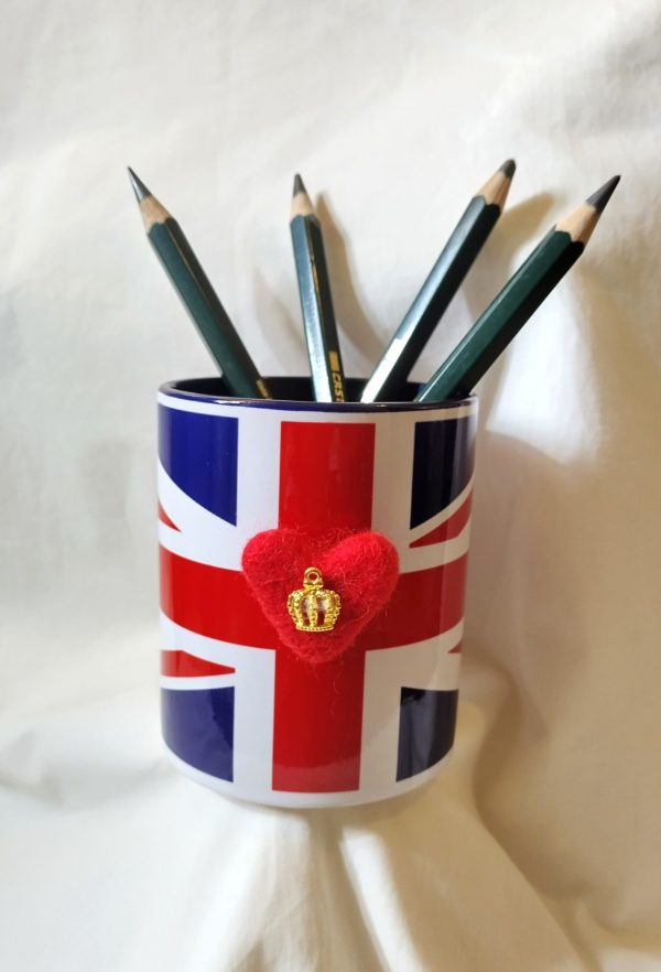 Ceramic Union Jack Heart Pencil Caddy